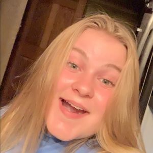 Meet your Posher, Lily